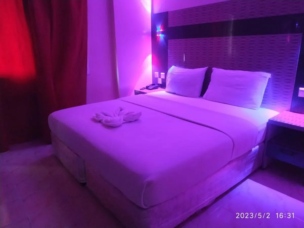 Tehran Hotel Dubai 0*,